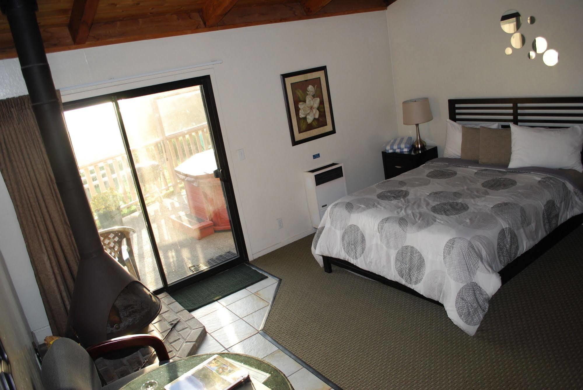 Fort Ross Lodge Jenner Exterior photo
